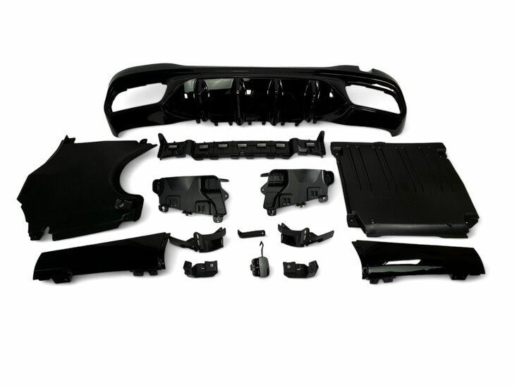 Diffuser glanzend zwart inclusief twee chromen sierstukken passend voor Mercedes C-Klasse W206 en S206 met AMG-line achterbumper