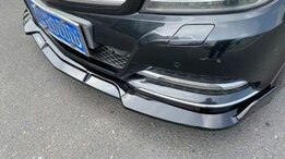Glanzend zwarte frontlip passend voor Mercedes C-Klasse W204, S204 en C204 facelift model 2011 - 2014