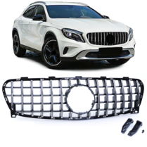Glanzend zwarte grille met chromen accenten passend voor Mercedes GLA X156 model 08/2017 - 2020